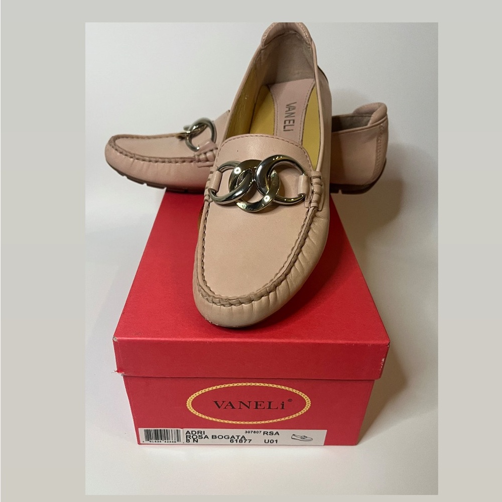 VANELi Adri Rosa Bogata Buckle Loafer Woman’s Size 8N Narrow Subtle pink hue